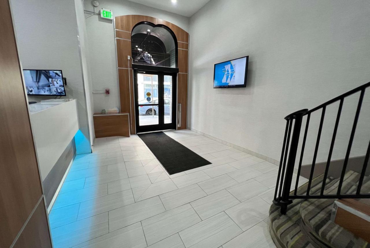 Super 8 By Wyndham San Francisco/Union Square Area Hotel Exterior photo